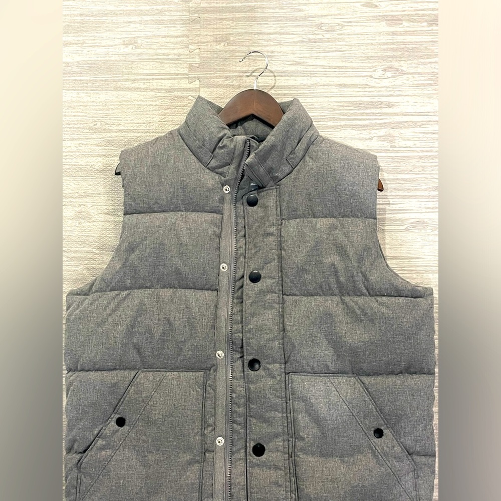 Men’s Grey Old Navy Vest